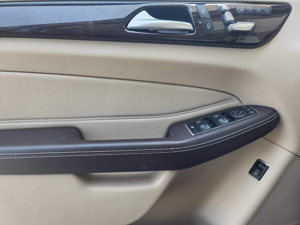 Used 2018 Mercedes-Benz GLE 350 image 19
