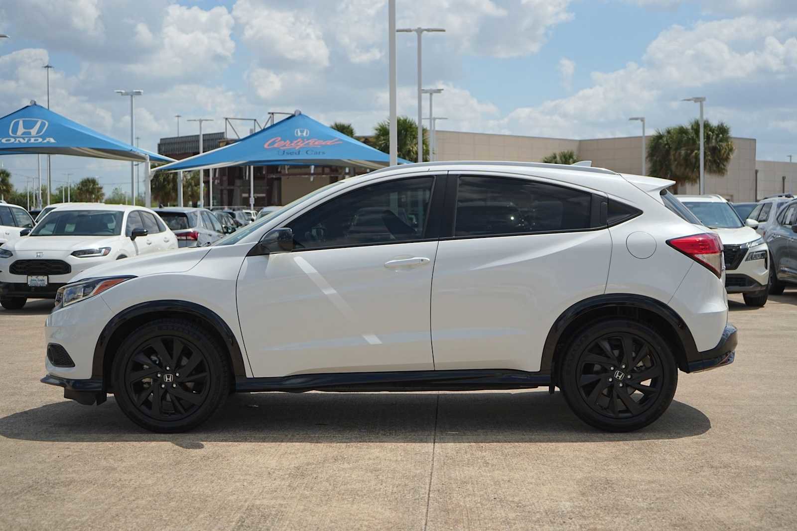 Used 2022 Honda HR-V Sport image 3