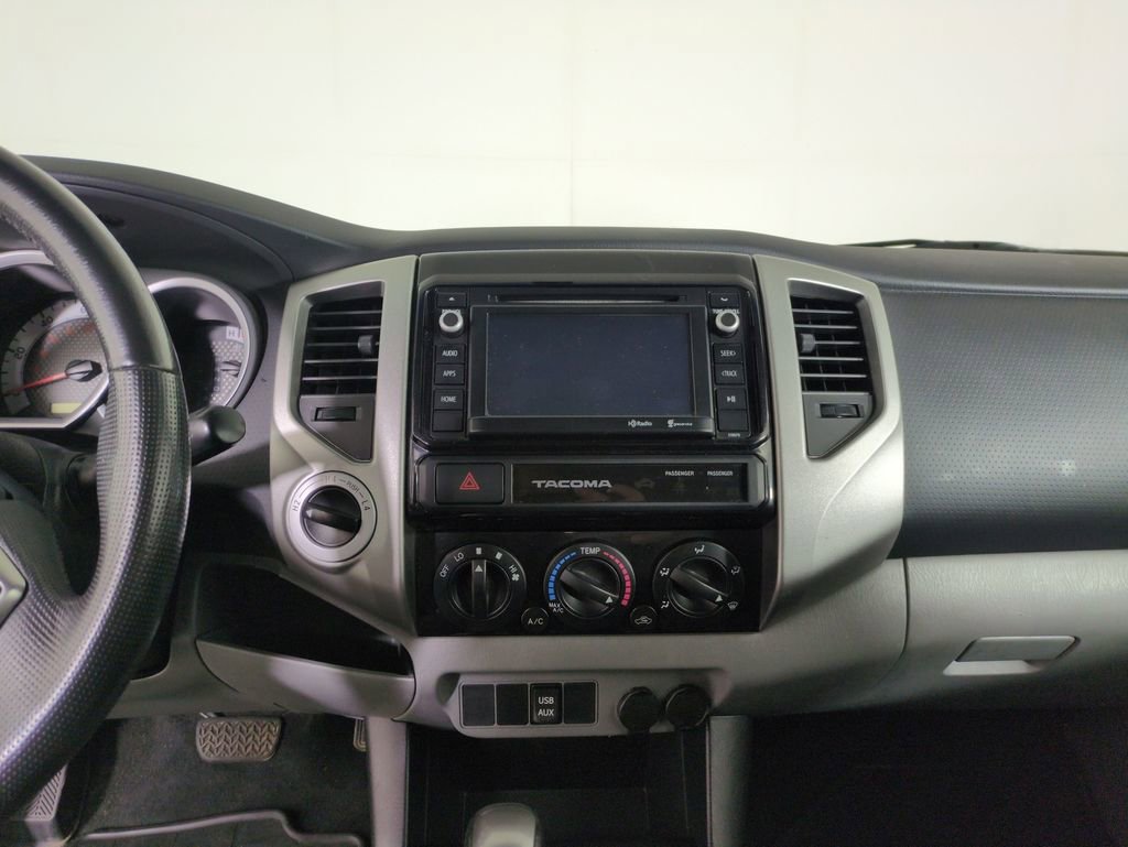 Used 2015 Toyota Tacoma 4x4 Access Cab V6 image 21