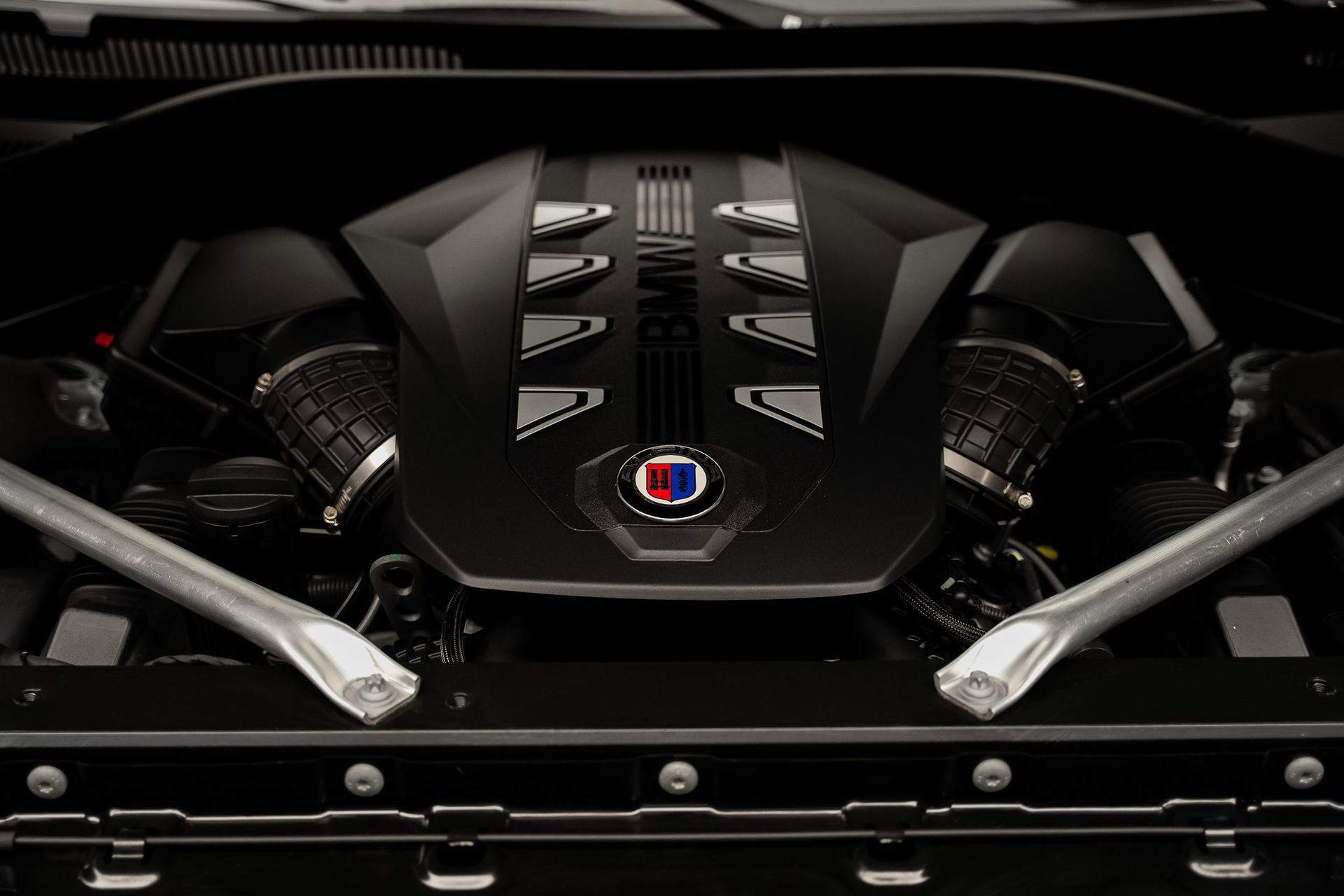 Used 2024 BMW ALPINA XB7 AWD/4WD image 84