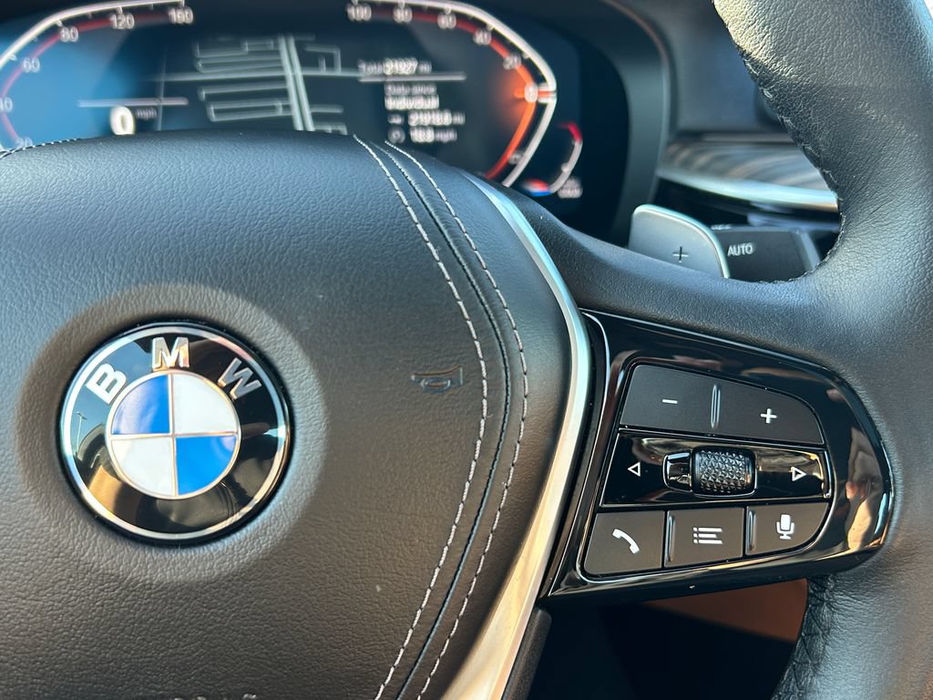 Used 2023 BMW 540i w/ Convenience Package RWD image 20