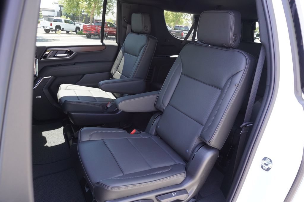 New 2026 GMC Yukon XL Denali w/ Advanced Technology Package AWD/4WD image 9