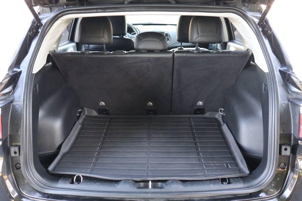 Used 2019 Jeep Compass Limited AWD/4WD image 14