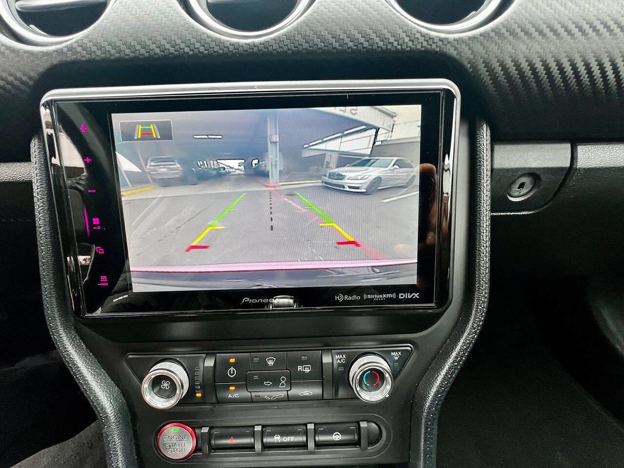 Used 2018 Ford Mustang Coupe image 31