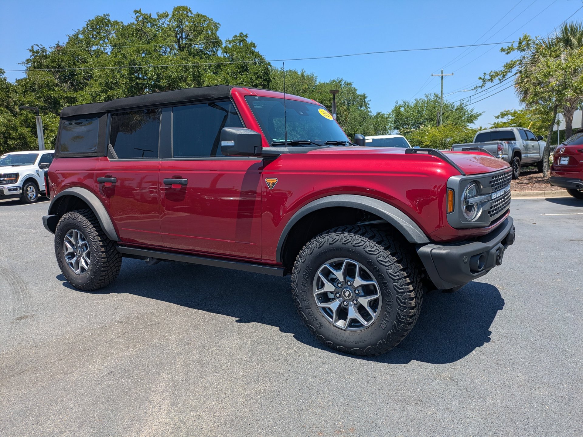 New 2025 Ford Bronco Badlands AWD/4WD image 2