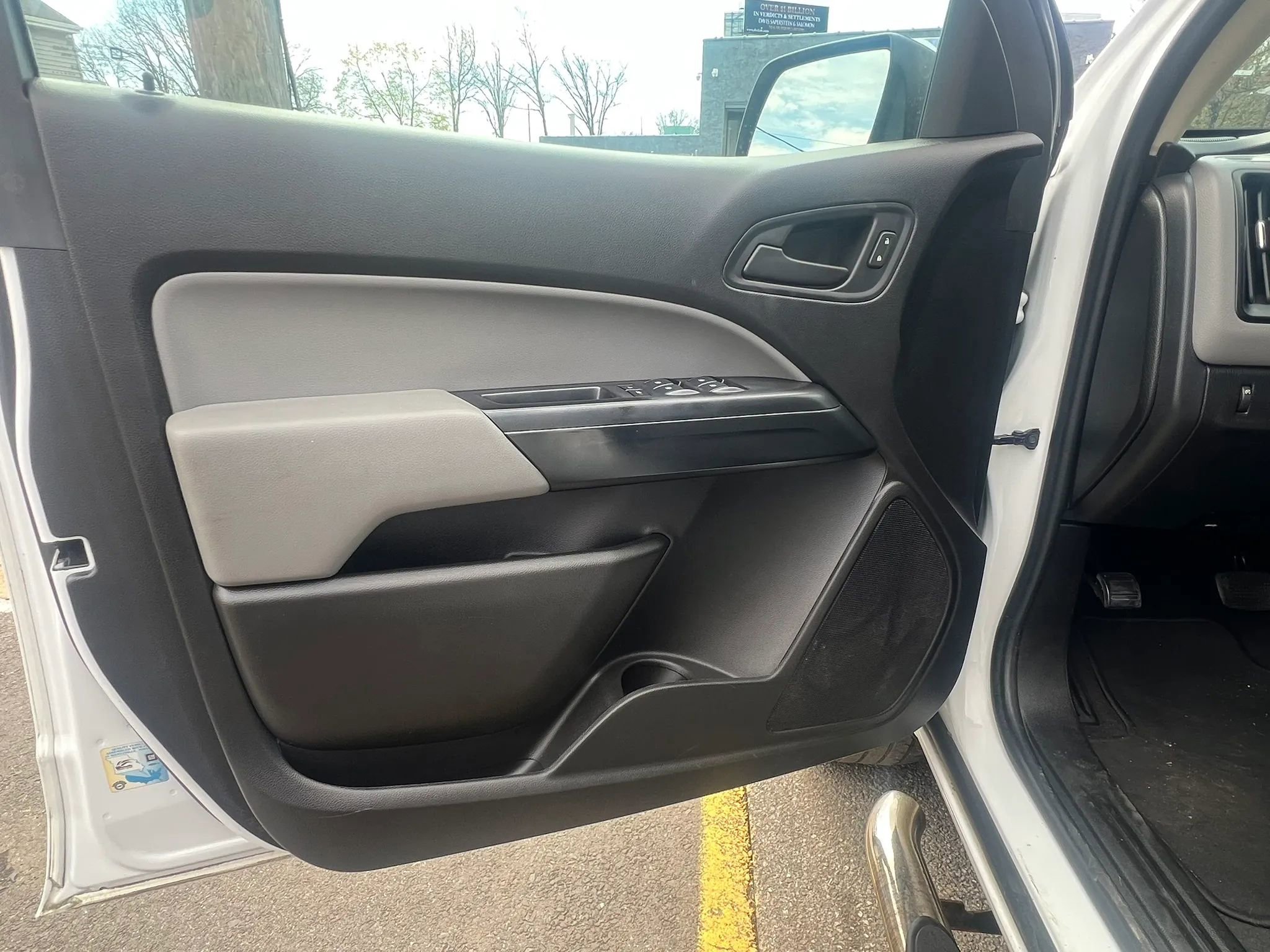 Used 2019 Chevrolet Colorado W/T w/ WT Convenience Package AWD/4WD image 11