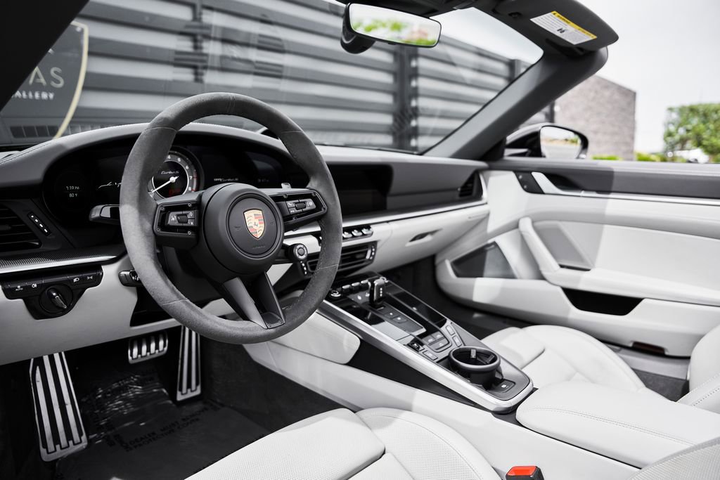 Used 2024 Porsche 911 Turbo S image 2