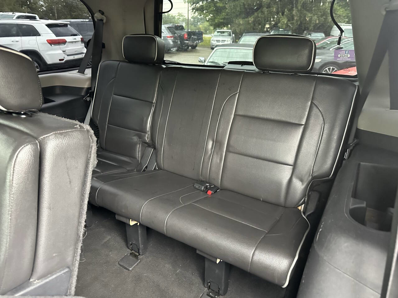 Used 2012 Nissan Armada SV image 22