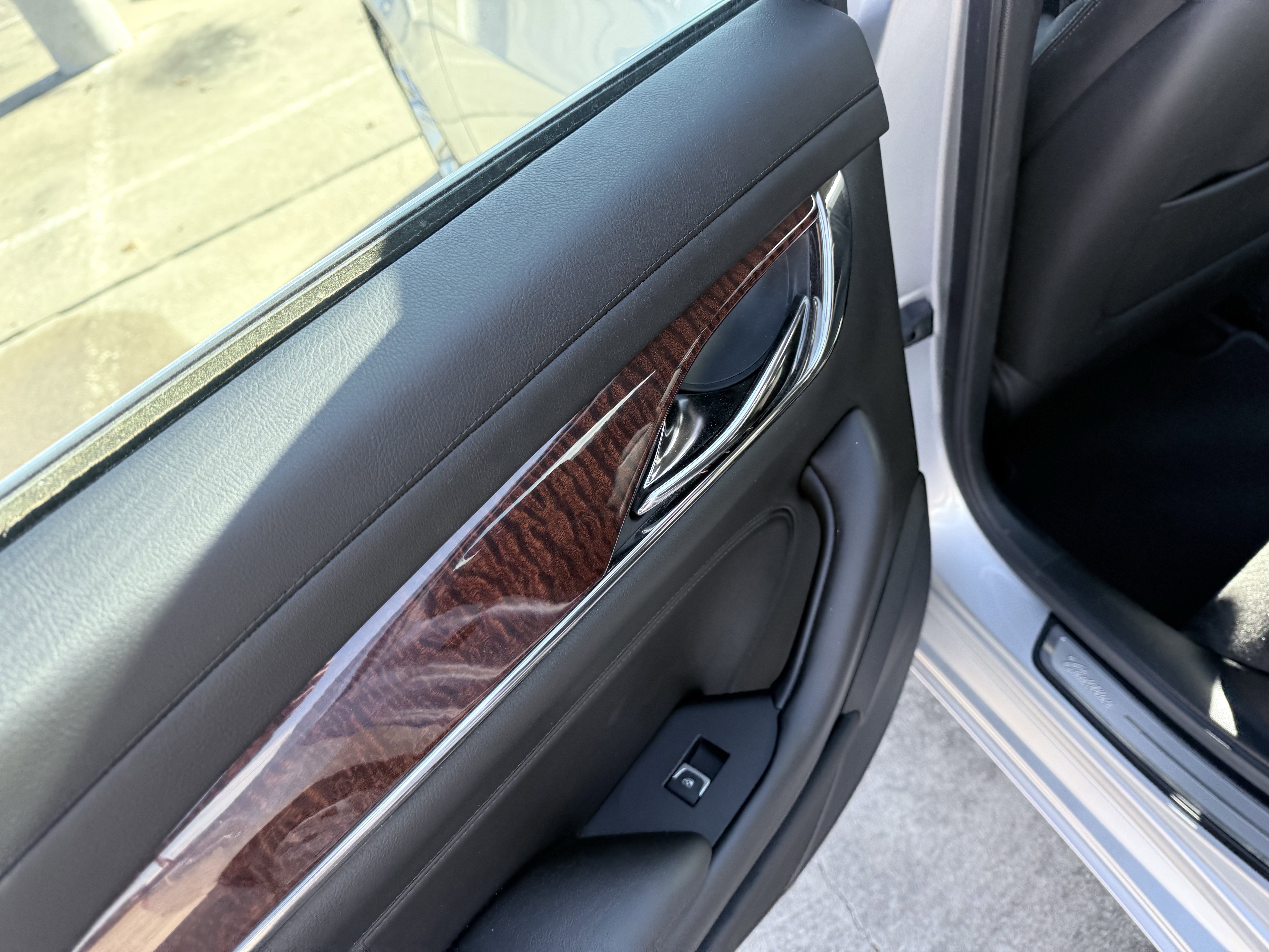 Used 2014 Cadillac CTS Sedan w/ Seating Package image 28