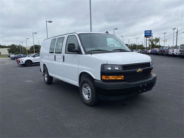New 2025 Chevrolet Express 2500 w/ Driver Convenience Package image 2