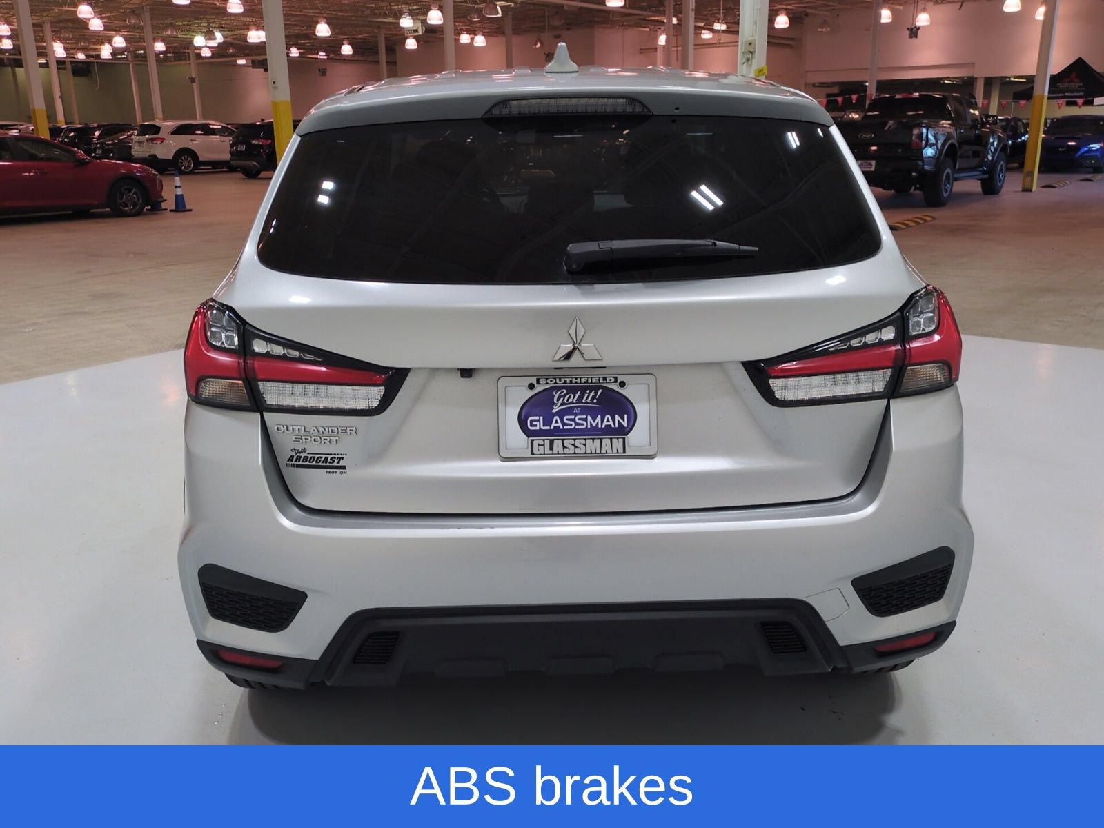 Used 2024 Mitsubishi Outlander Sport ES AWD/4WD image 4