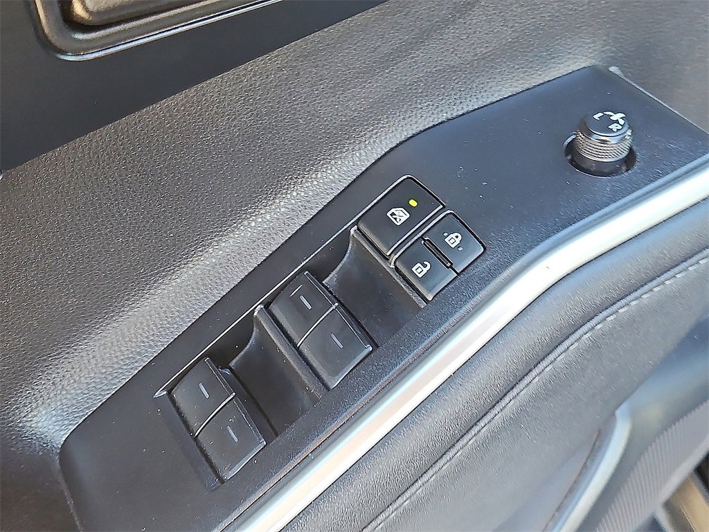 Used 2023 Toyota Highlander L image 20