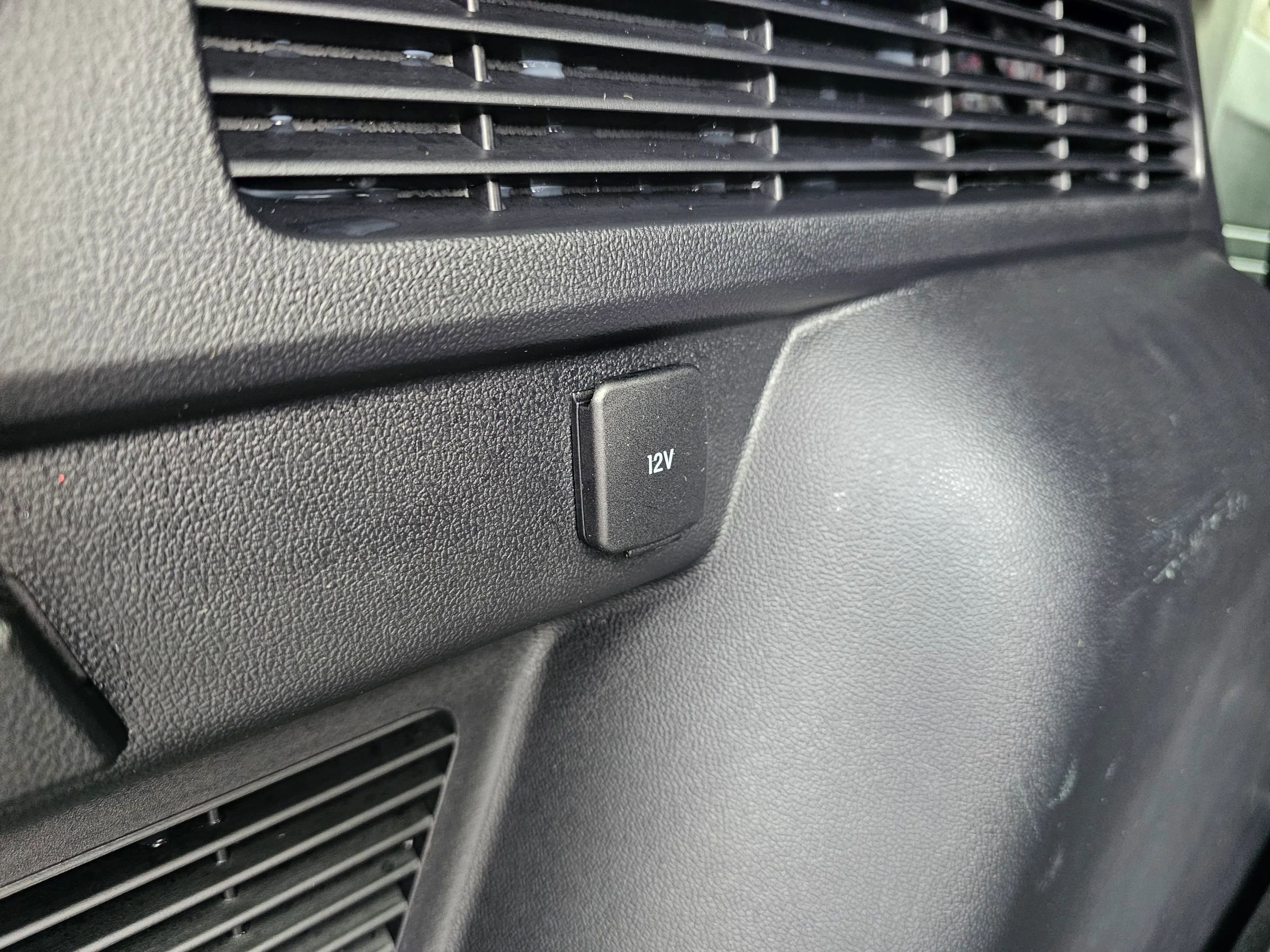 Used 2022 Ford Escape SEL image 34