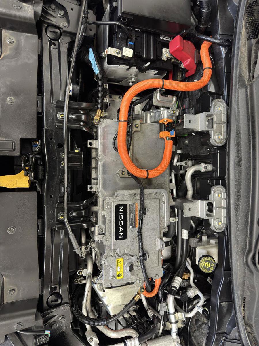 Used 2023 Nissan Ariya FWD image 39