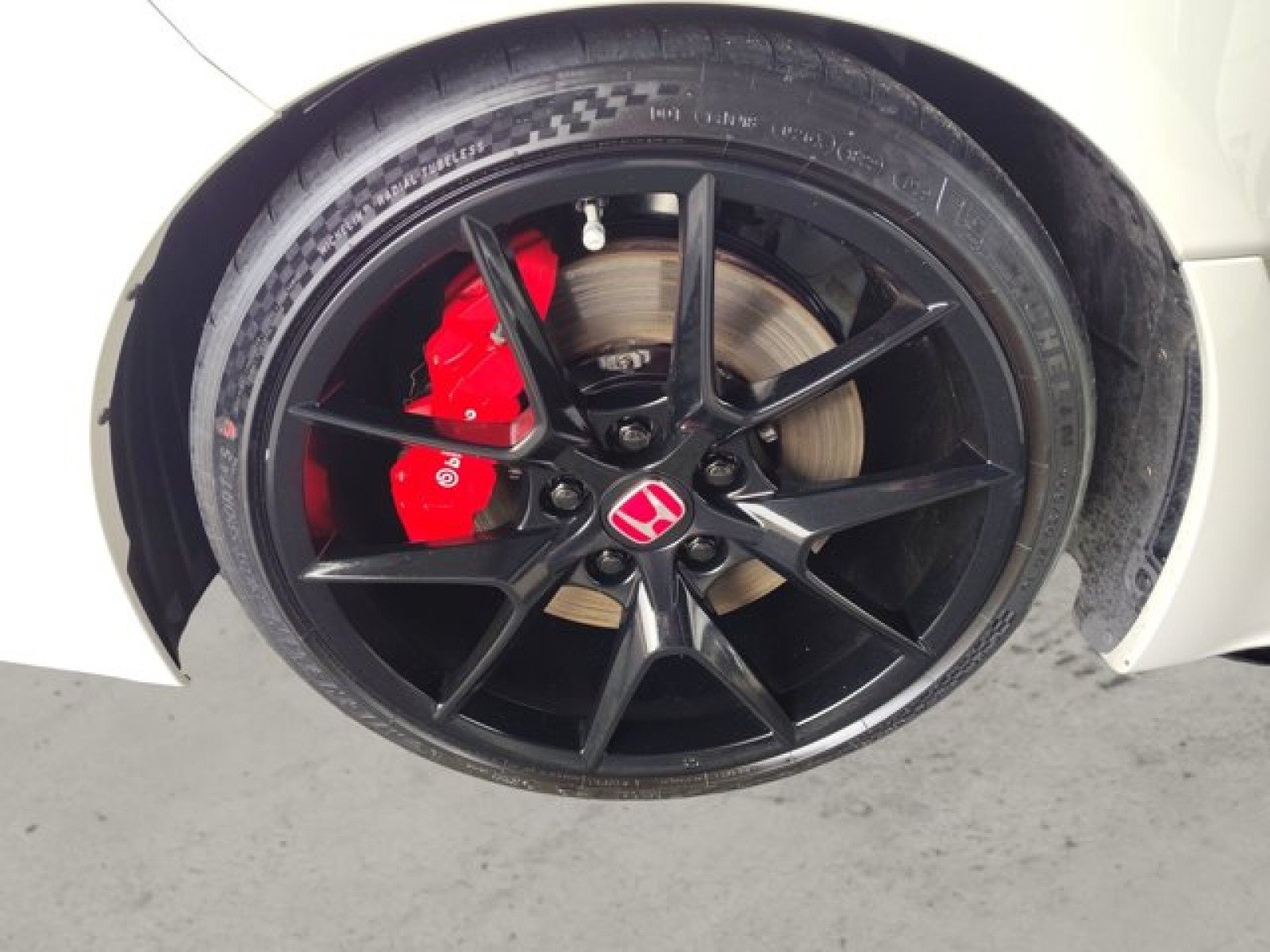 Used 2024 Honda Civic Type R image 10