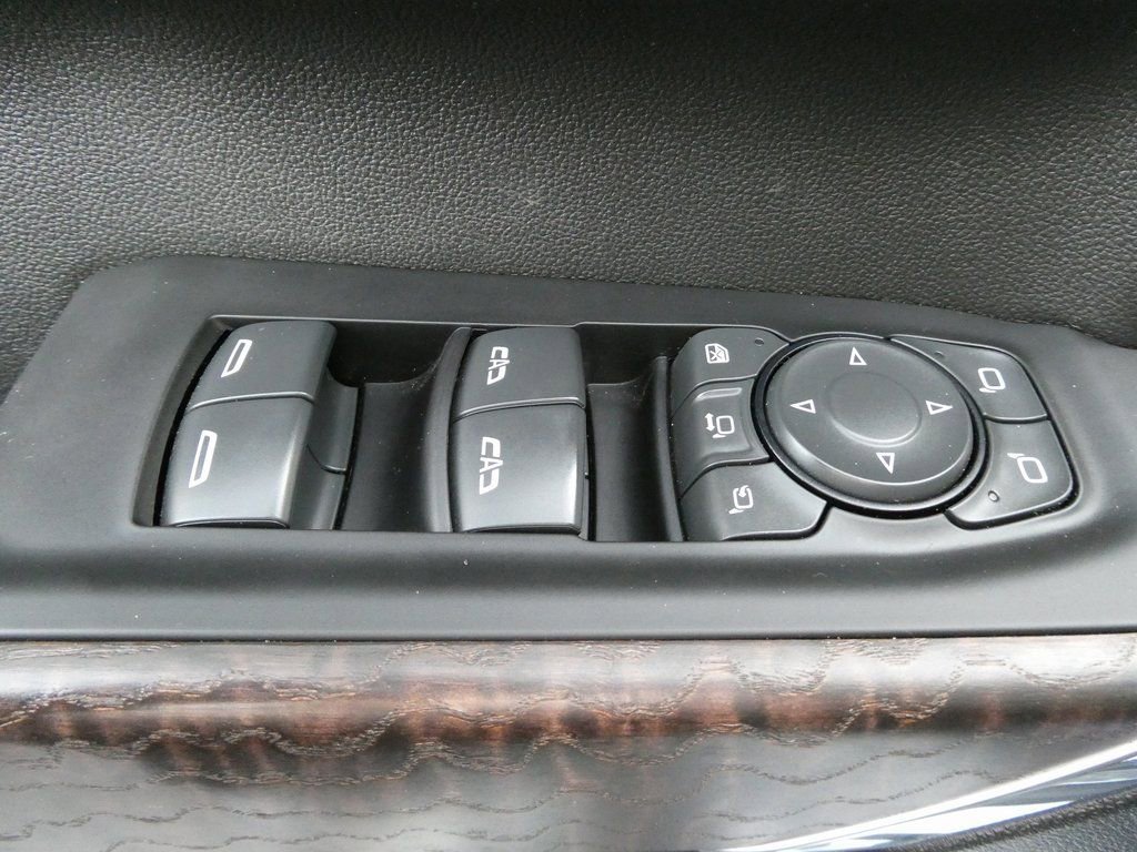 Used 2023 GMC Sierra 3500 Denali w/ Denali Ultimate Package image 25