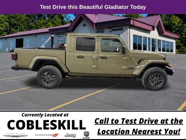 New 2026 Jeep Gladiator Sport AWD/4WD image 3