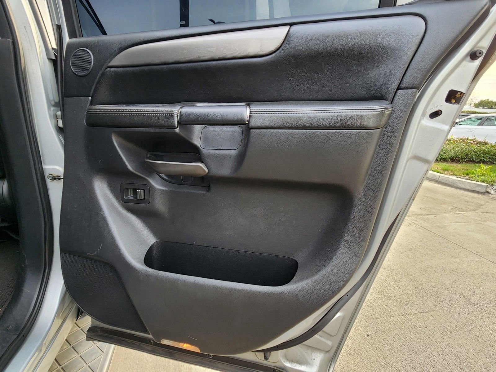 Used 2011 Nissan Armada SV image 20