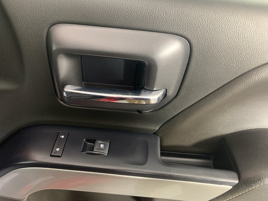 Used 2018 Chevrolet Silverado 1500 LT w/ All Star Edition AWD/4WD image 34