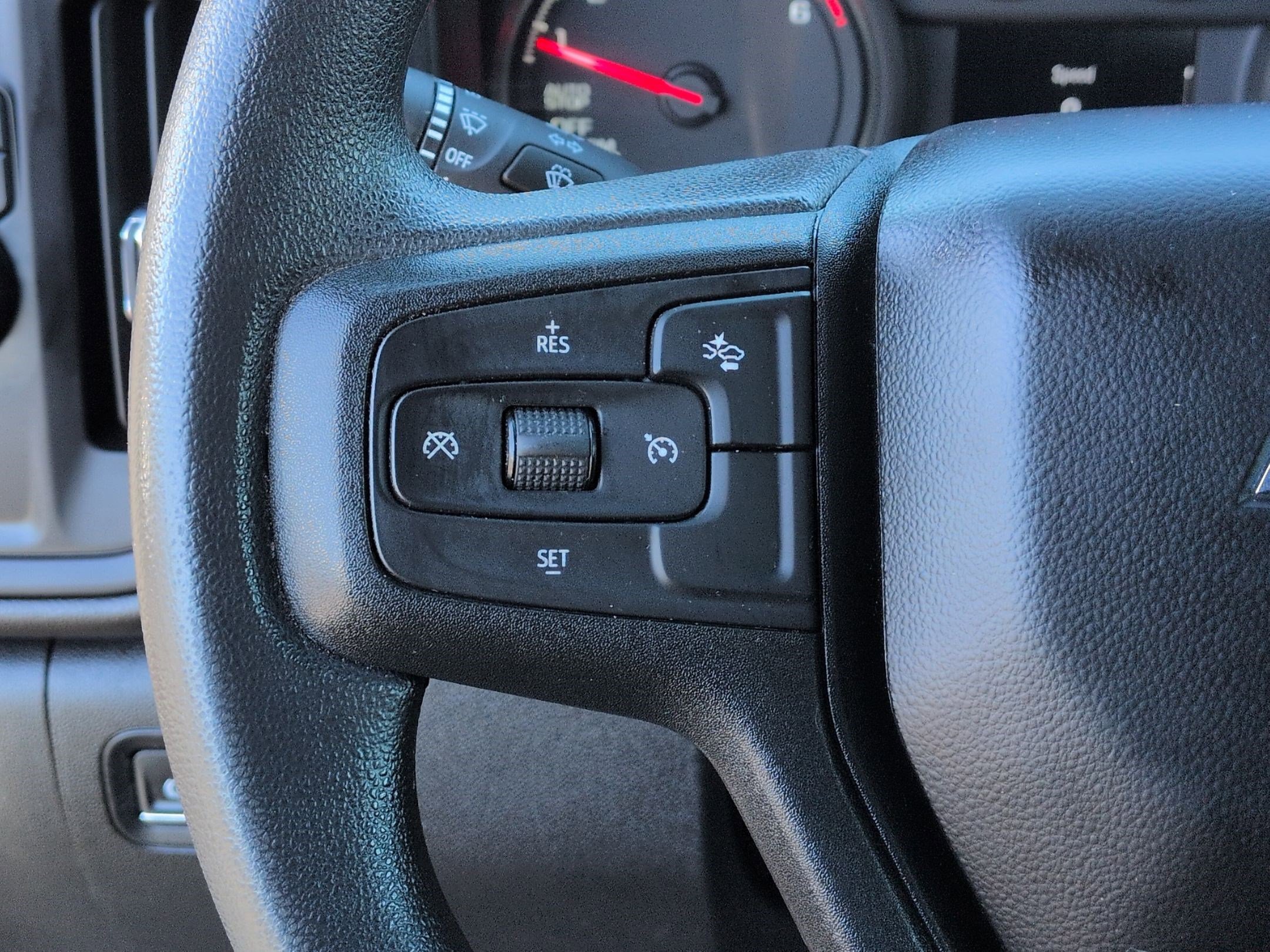 Used 2024 Chevrolet Silverado 1500 Custom image 19