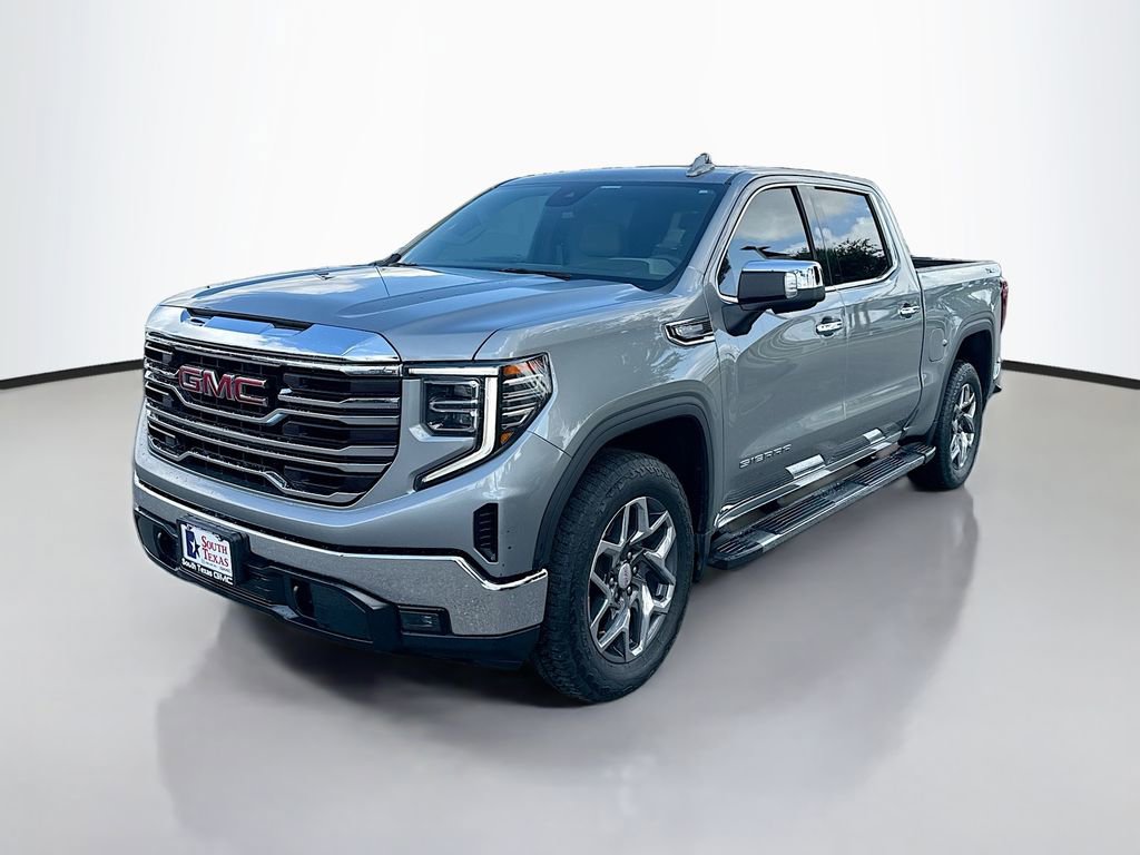 Used 2023 GMC Sierra 1500 SLT AWD/4WD image 3