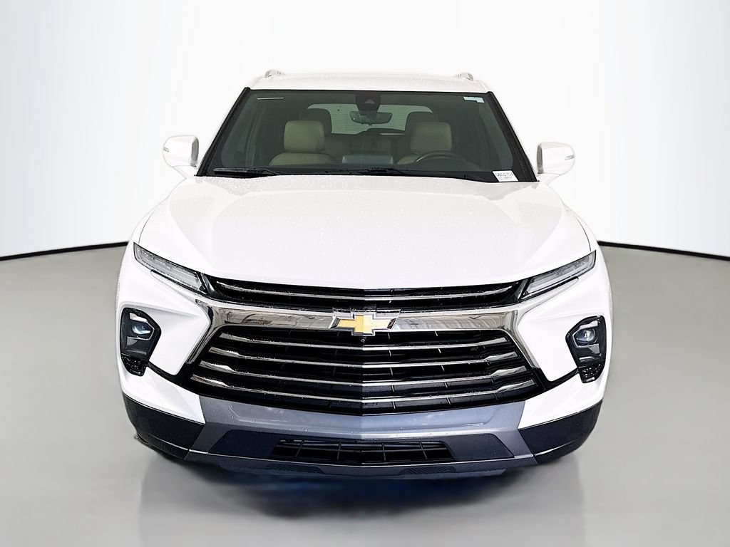 Used 2023 Chevrolet Blazer Premier w/ Driver Confidence II Package FWD image 2