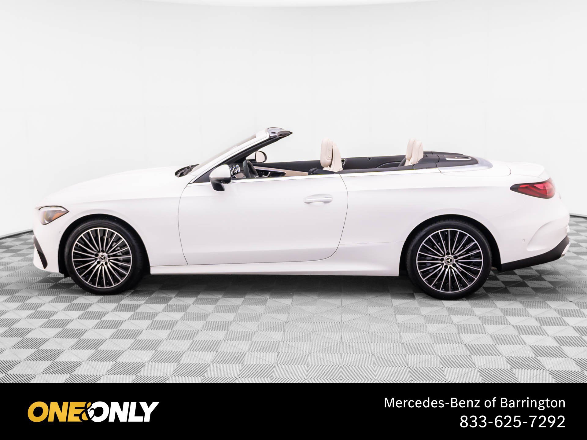 New 2027 Mercedes-Benz CLE 300 4MATIC Cabriolet image 2