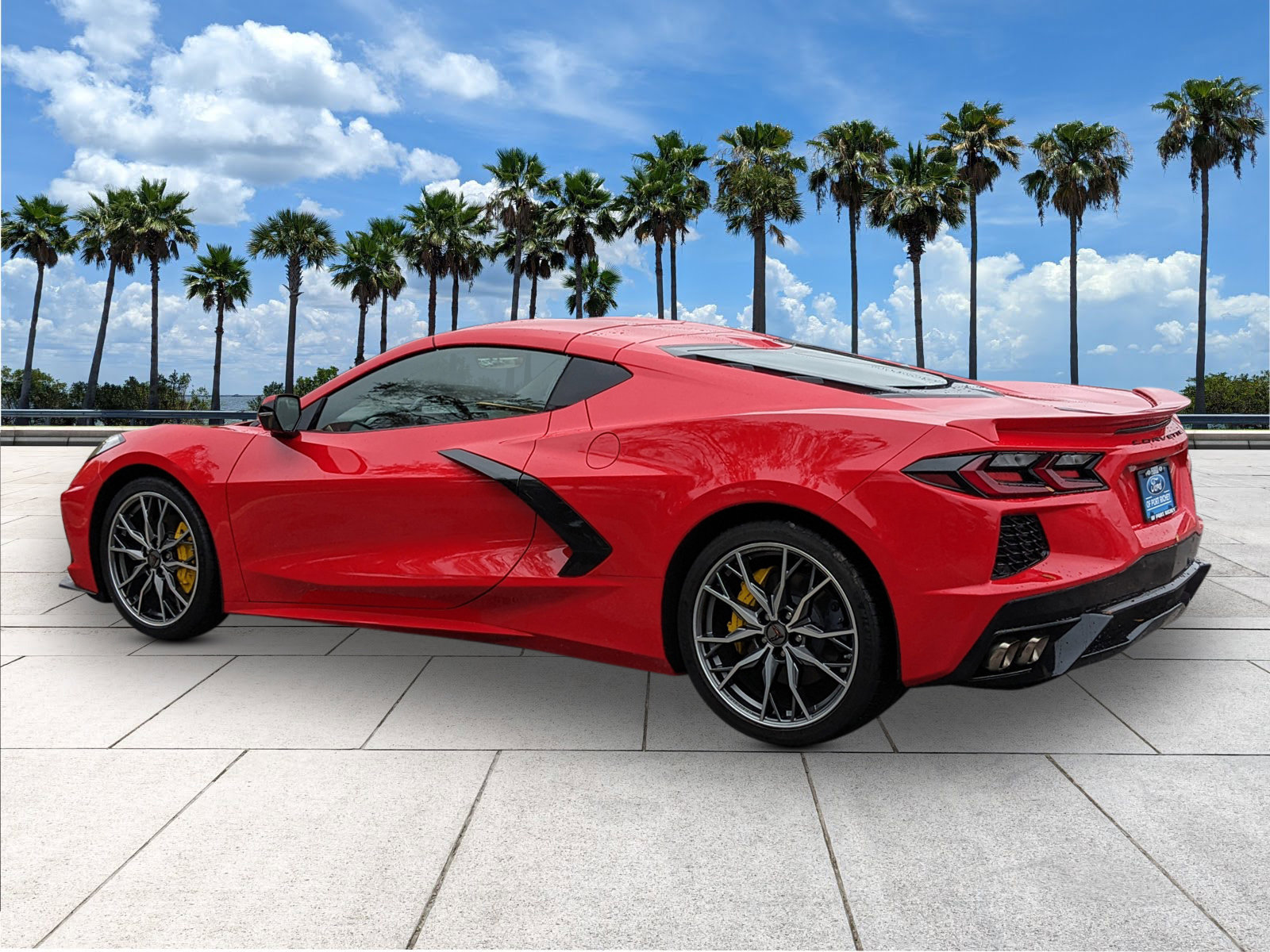 Used 2025 Chevrolet Corvette 2LT image 7