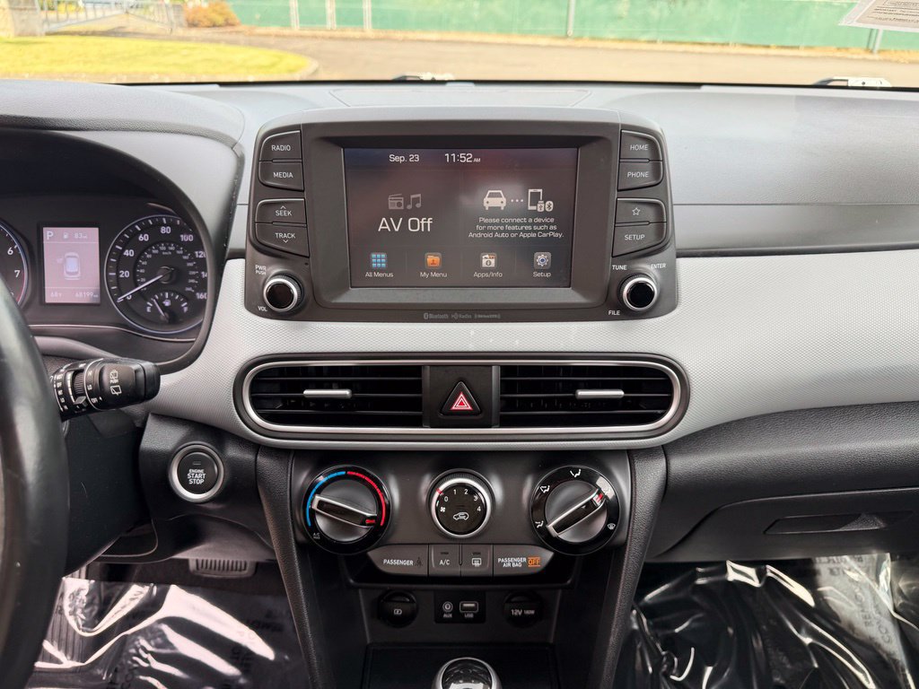 Used 2020 Hyundai Kona SEL w/ Cargo Package FWD image 20