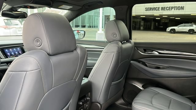Used 2023 Buick Enclave Essence w/ Experience Buick Package FWD image 20