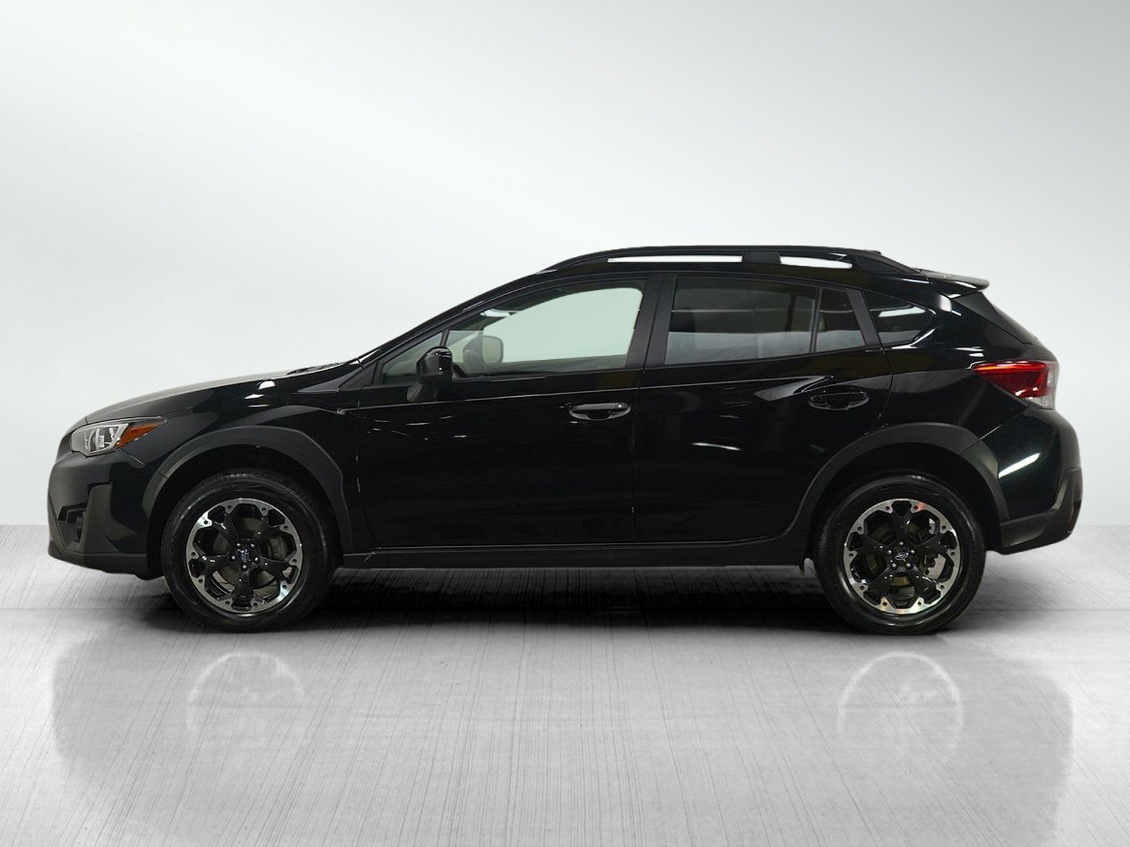 Used 2023 Subaru Crosstrek 2.0i Premium image 2