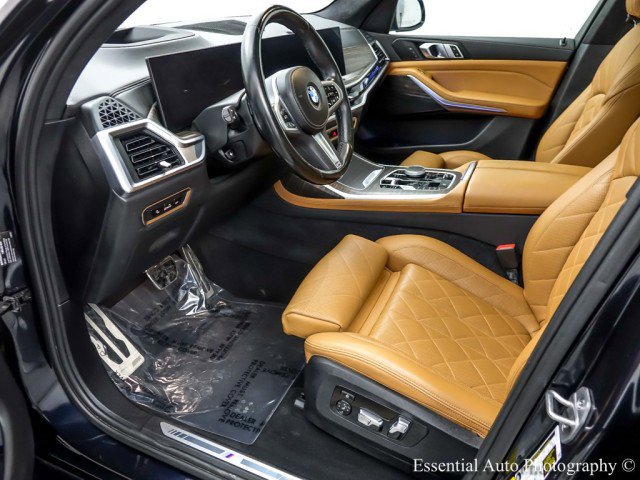 Used 2024 BMW X7 xDrive40i w/ M Sport Package image 13