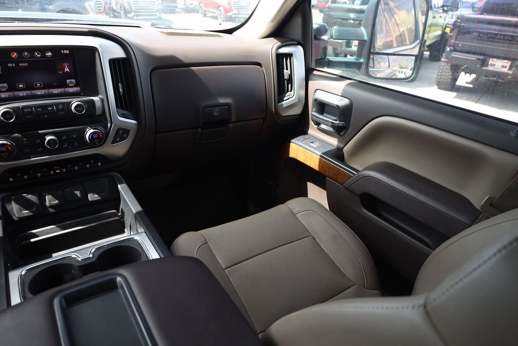 Used 2015 GMC Sierra 2500 SLT w/ Duramax Plus Package image 20