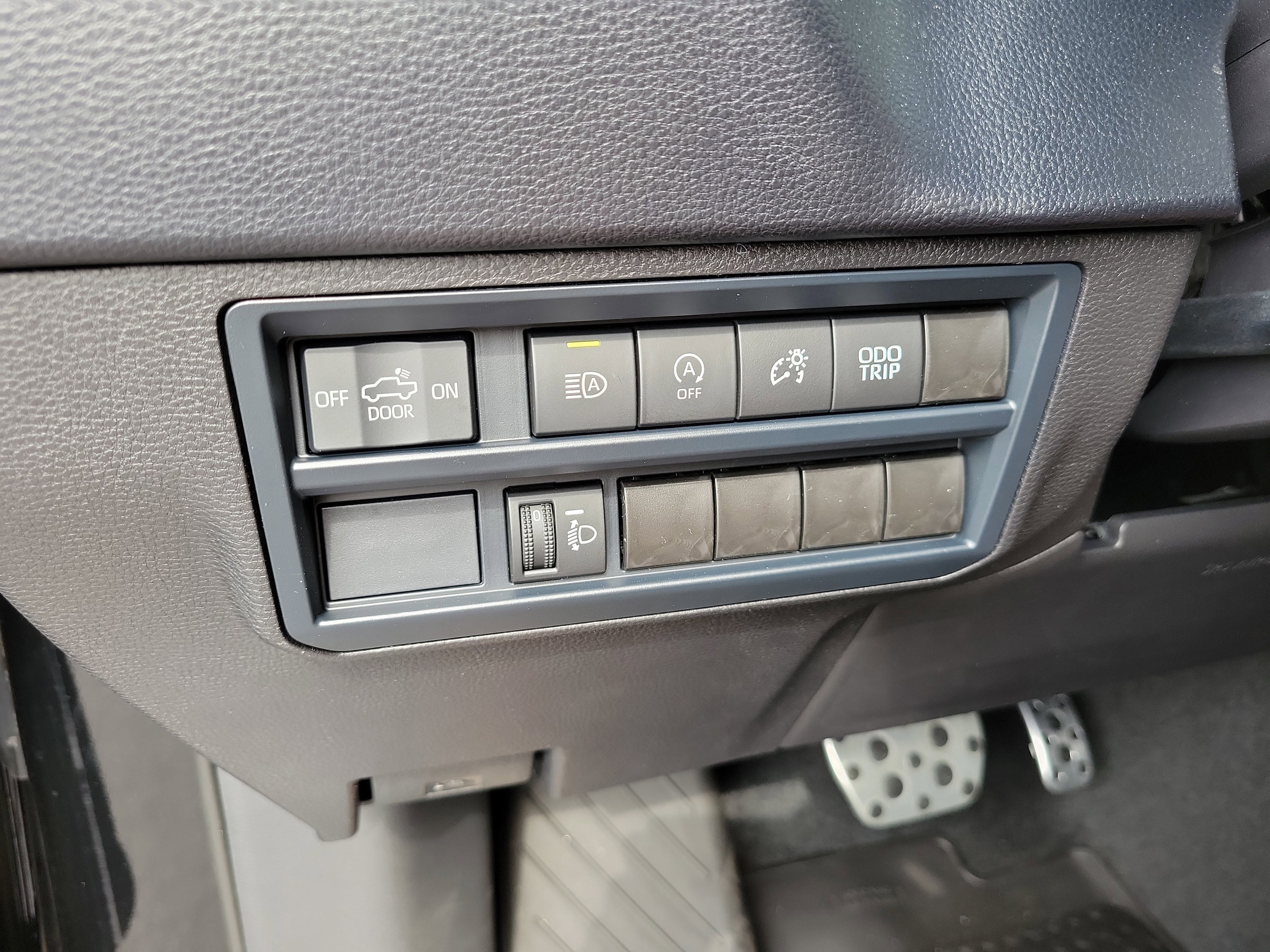 New 2025 Toyota Tundra SR5 w/ TRD Off-Road Package image 32