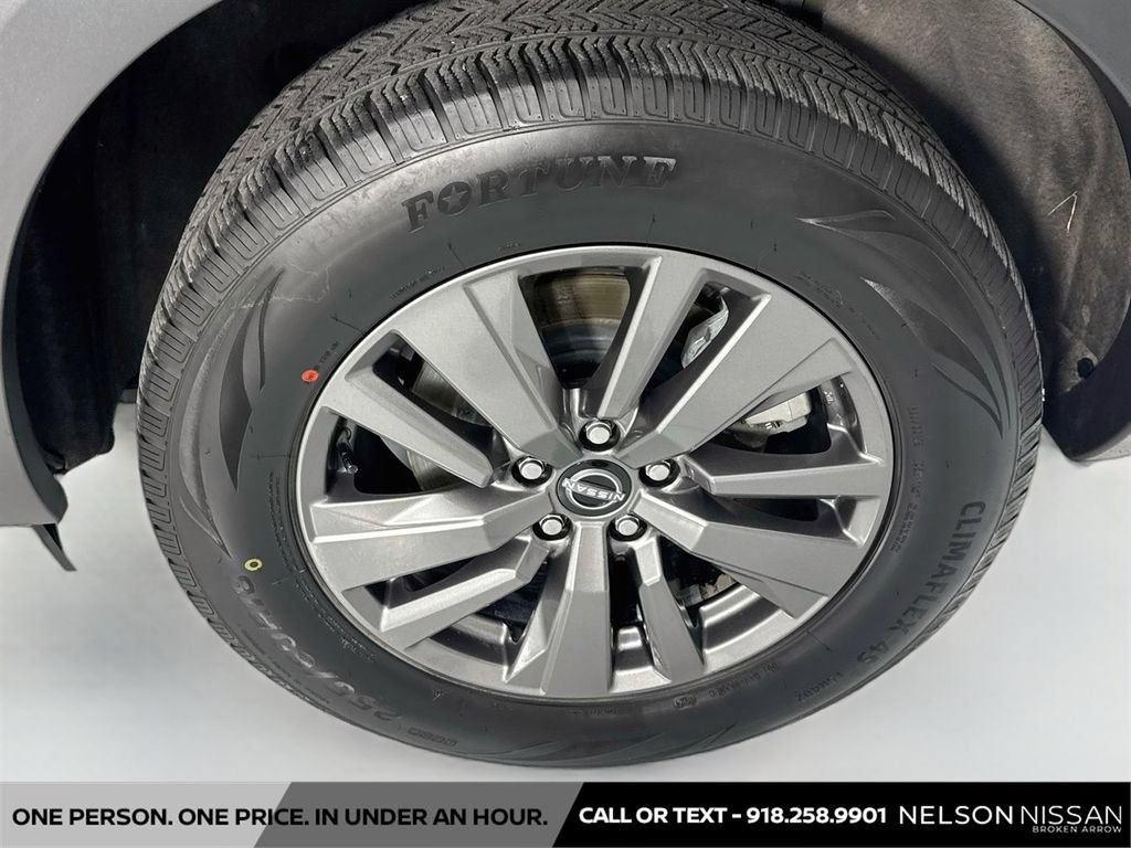 Used 2022 Nissan Pathfinder S FWD image 30
