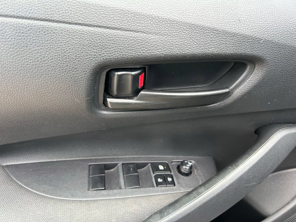 Used 2024 Toyota Corolla LE FWD image 18