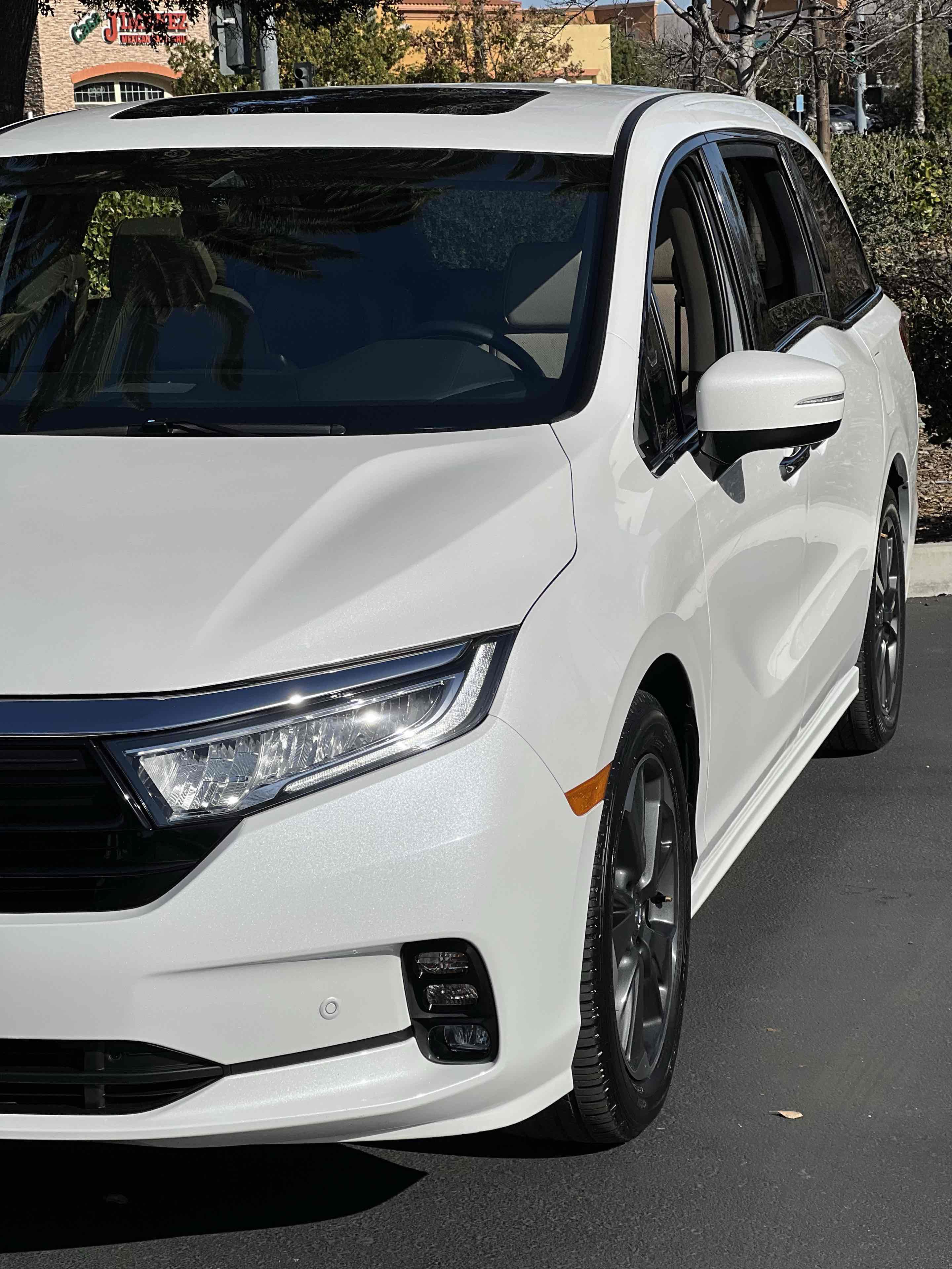 Used 2023 Honda Odyssey Elite image 60