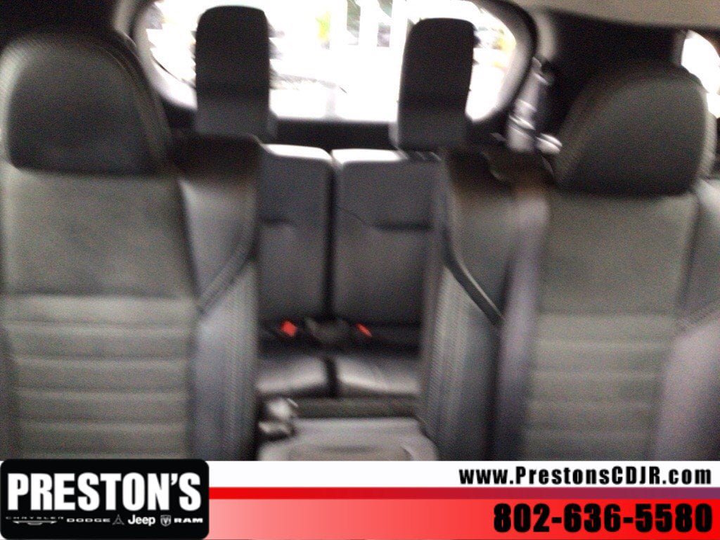 Used 2025 Mitsubishi Outlander SE AWD/4WD image 29