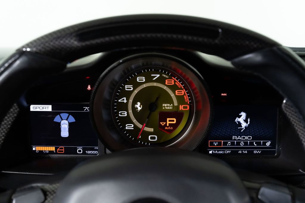 Used 2017 Ferrari 488 GTB RWD image 27