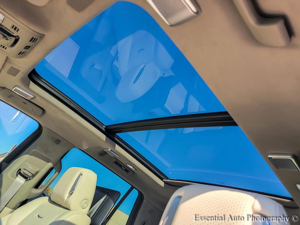 Used 2025 Cadillac Escalade Sport Platinum image 11