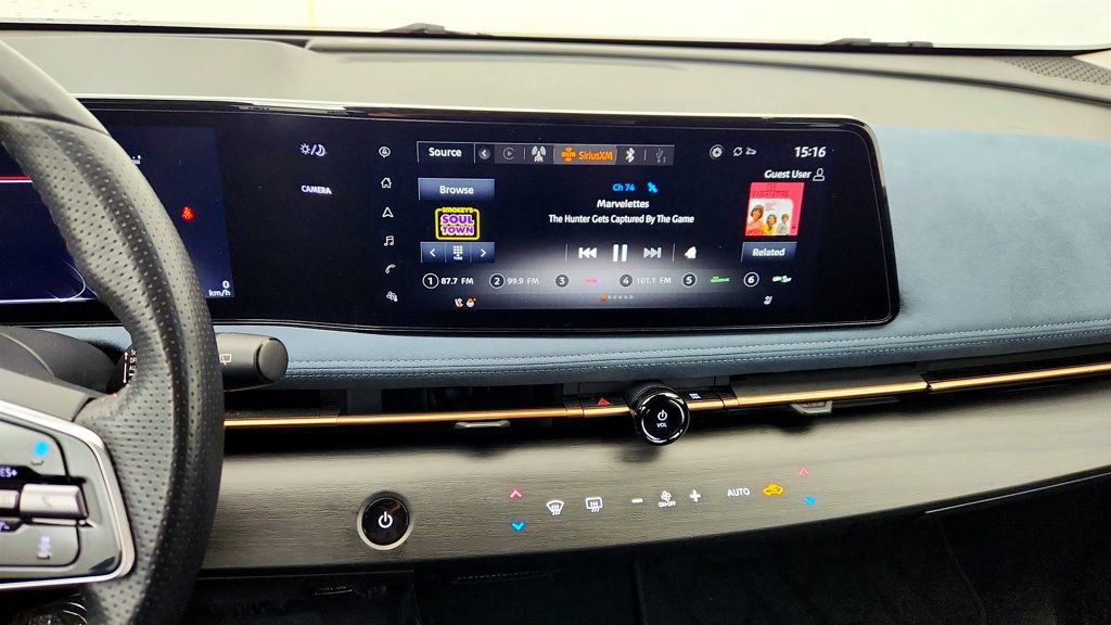 Used 2023 Nissan Ariya image 18