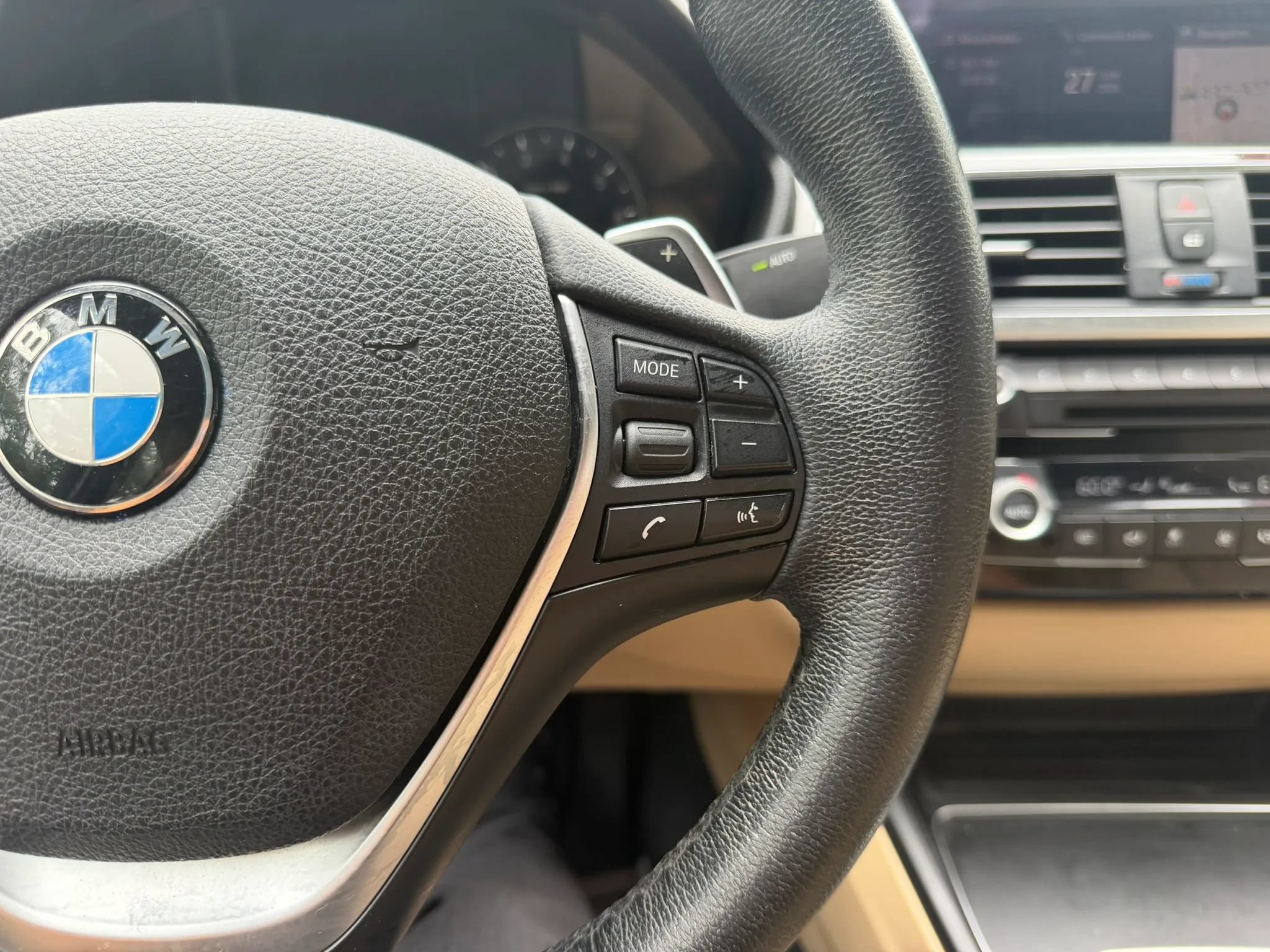 Used 2018 BMW 330i xDrive Sedan w/ Executive Package AWD/4WD image 24