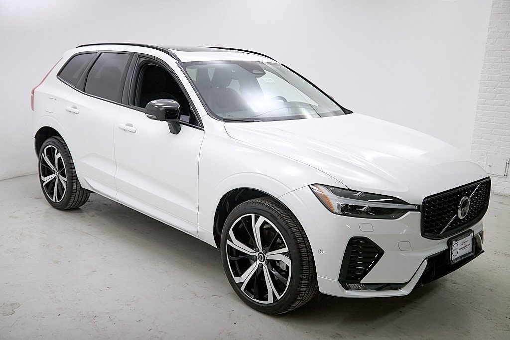 Certified 2023 Volvo XC60 B5 Ultimate image 4