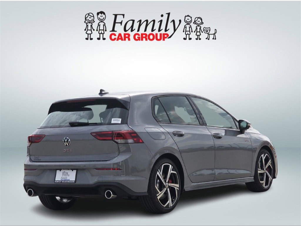 New 2025 Volkswagen GTI SE image 4