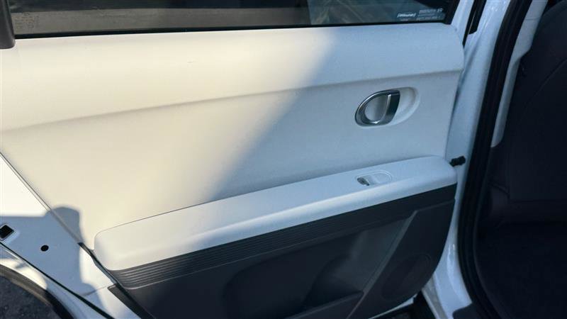 Used 2024 Hyundai Ioniq 5 SEL image 16
