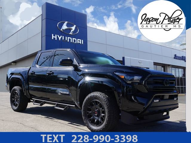 Used 2025 Toyota Tacoma SR5 image 1