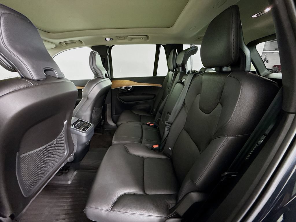 Used 2022 Volvo XC90 T6 Momentum w/ Advanced Package AWD/4WD image 21