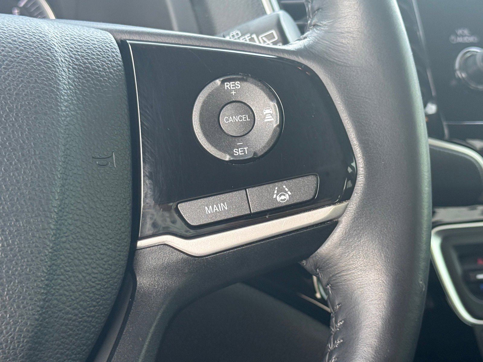 Used 2019 Honda Pilot Touring image 15