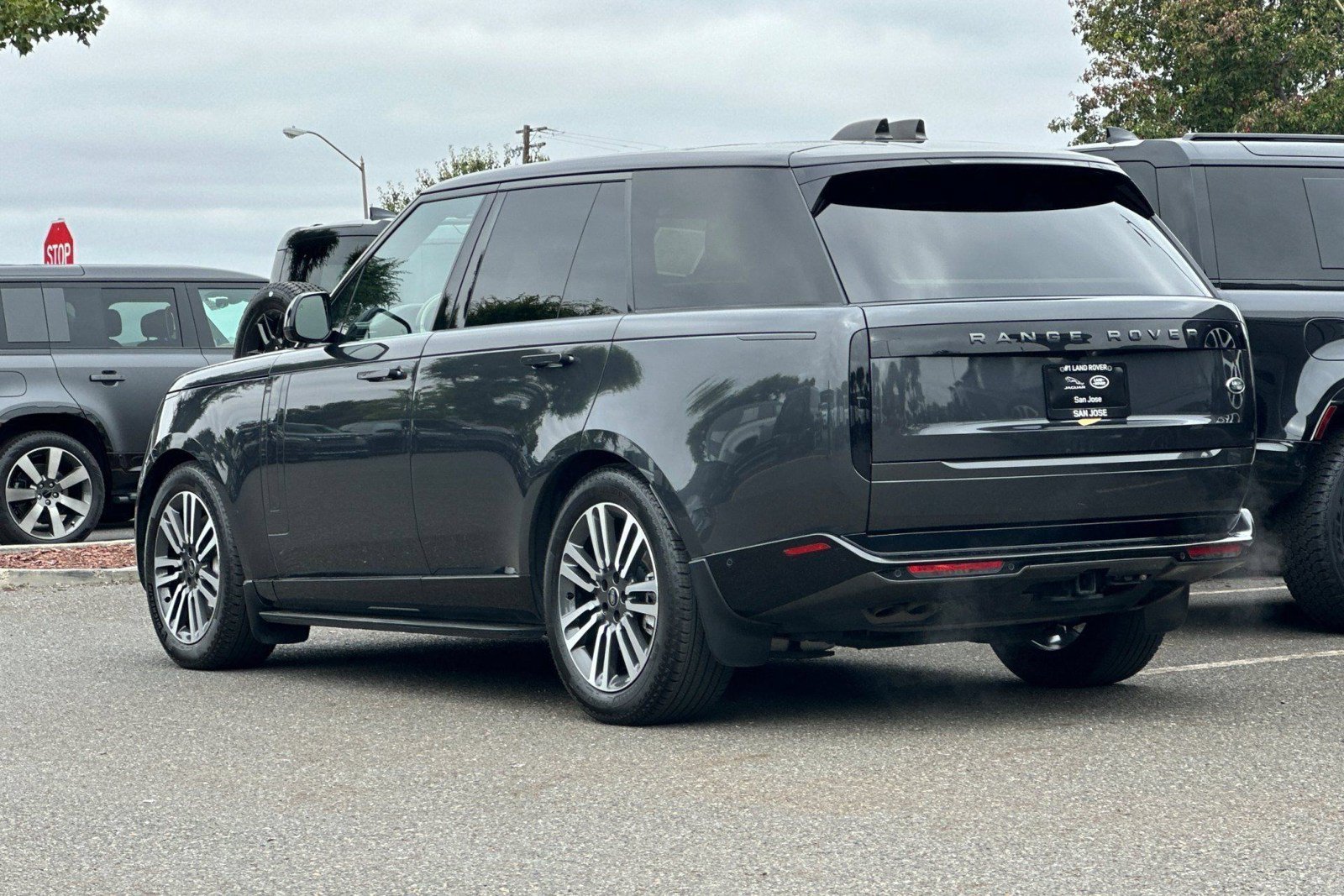 Certified 2023 Land Rover Range Rover SE AWD/4WD image 3