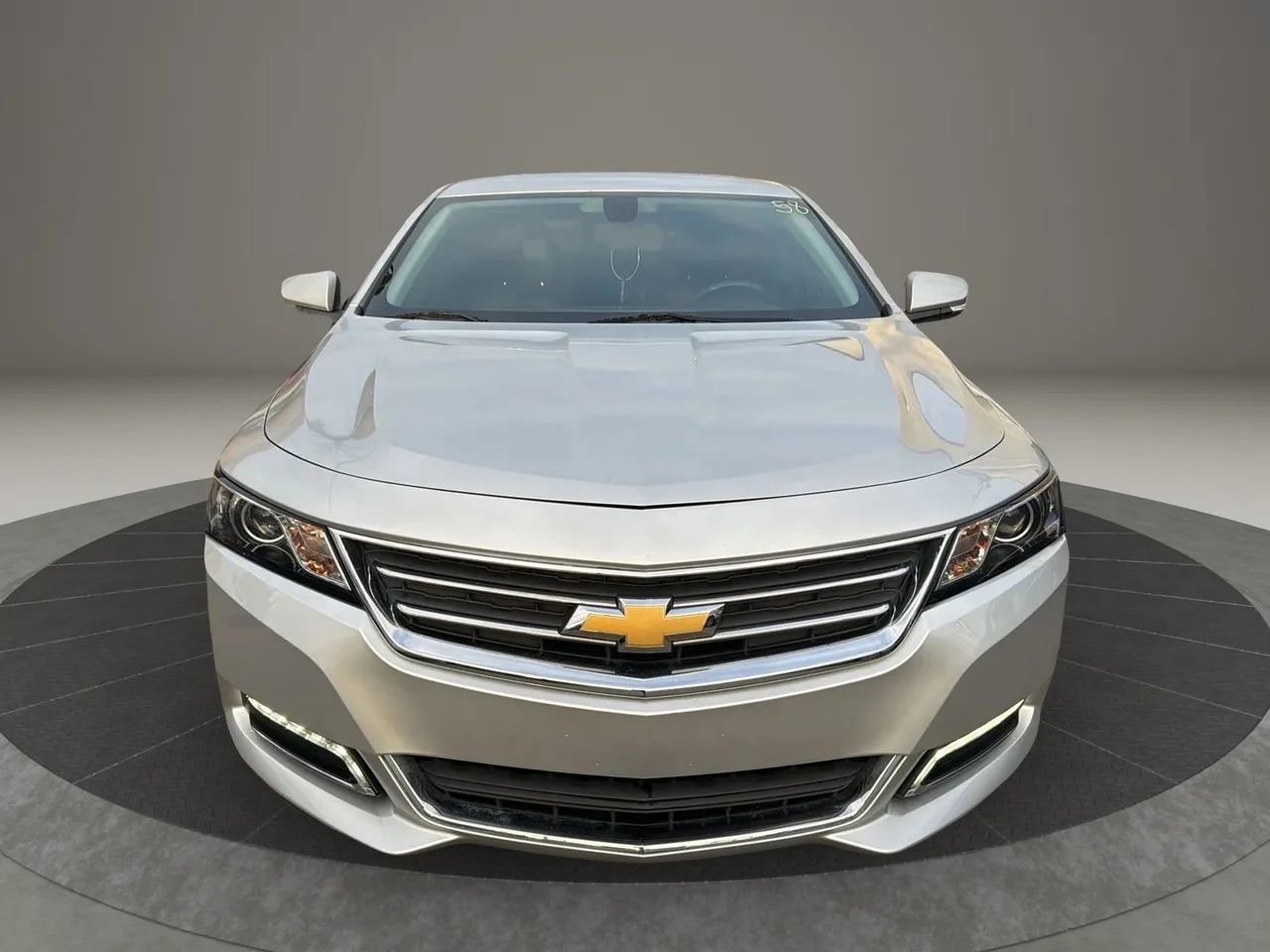 Used 2019 Chevrolet Impala LT image 2